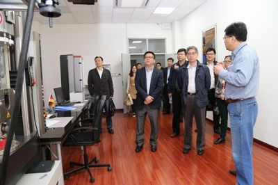 上海市委教育綜合改革試點督察組深入校園 實地督察技術(shù)推廣與軟件開發(fā)工作